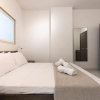 Отель Amazing 1BR APT close to University and Hospital by 360 Estates, фото 8