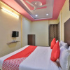 Отель OYO 37477 D K Guest House, фото 16