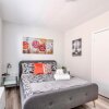 Отель Spacious 1BR Apt With Queen Bed and Netflix Near Downtown, фото 12