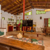 Отель Toucan Villa Family Home w Private Pool Garden AC, фото 2