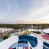 Отель Balmoral Resort Florida в Хайнс-Сити