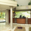 Отель The Royal Toby Hotel, фото 1