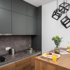 Отель Modern and Bright Duplex - Main Street, фото 8