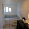 Отель SureStay Hotel by Best Western Seaside Monterey, фото 7