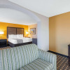 Отель La Quinta Inn & Suites by Wyndham Denison - N. Lake Texoma, фото 6