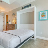 Отель Pensacola Beach Penthouse w/ View + Pool Access!, фото 6