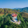 Отель Sky Garden Resort, фото 1
