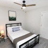 Отель Great 3 Bedroom house in gated community by CozySuites, фото 12