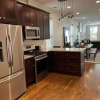 Отель Trendy West Town Flat - 2 bed / 1.5 bath w parking, фото 4