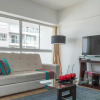 Отель Exclusive Penthouse With Private Rooftop Jacuzzi BBQ Game Room, фото 3