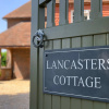 Отель Lancasters Cottage, фото 1