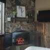 Отель Klamath by Avantstay Gorgeous Mountain Home w/ Fire Pit, Spa & Lake Views, фото 1