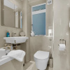 Отель Deco Seafront - Seafront Apartment - Sleeps up to 6, фото 10