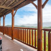 Отель Delmont by Avantstay Sleeps 20! Expansive Views in a Cabin Community, фото 4