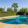 Отель A Victory Inn Tolleson, фото 16