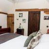 Отель The Old Butchers Bed and Breakfast в Кентербери