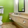 Отель Sleep Inn & Suites Airport, фото 8