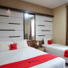 Отель RedDoorz Plus Syariah near Laweyan Solo, фото 19