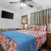 Отель Guadalupe Bluff Bunk House 5 Bedroom Home by RedAwning в Комфорте