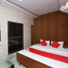 Отель Golden Inn By OYO Rooms, фото 3