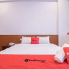 Отель RedDoorz Plus near Van Mieu Quoc Tu Giam, фото 4
