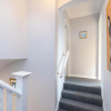 Отель NEW Four Bedroom House - all rooms ensuite, фото 2