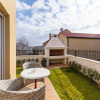 Отель Modern Apartment in Zadar with Garden, фото 1