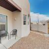 Отель New Listing! Adobe W/ Mountain Views 3 Bedroom Home, фото 2