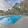 Отель Updated Hilton Head Island Townhome w/ Decks!, фото 14