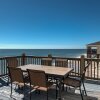 Отель Awake On The Gulf - Gulf Front! Gaze Up At The Stars From Your Large Deck While Listening To The Wav, фото 8