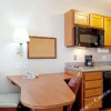 Отель Candlewood Suites Lake Charles-Sulphur, фото 30