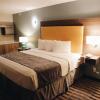 Отель All Seasons Inn & Suites, фото 3