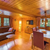 Отель Charming Little Chalet for 6 People & Free Ski Lockers, фото 12