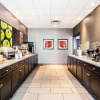 Отель La Quinta Inn & Suites by Wyndham Lynchburg at Liberty Univ., фото 27
