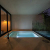 Отель Two Bedroom Luxury Apartment by TuLuna, фото 17