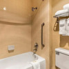 Отель Quality Inn & Suites Columbia Area, фото 9