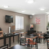 Отель Econo Lodge Inn & Suites Downtown, фото 3