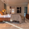 Отель The 5 Apostles, Amazing Beautiful Spacious Villa in Campsbay to Enjoy a Holiday, фото 2