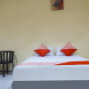 Отель OYO 90923 Makassar Cottage, фото 11