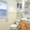 Отель Charming Milwaukee Retreat ~ 5 Mi to Downtown, фото 9