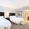Отель Hampton Inn & Suites Smithfield, фото 2