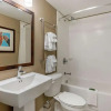 Отель Quality Inn & Suites, фото 8