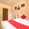 Отель J5 Guest House & Restobar by OYO Rooms, фото 3