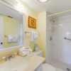 Отель Sanibel Siesta on the Beach Unit 307 2 Bedrooms 2 Bathrooms Condo, фото 7