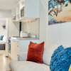 Отель Chic 3 Bedroom City Central with Parking, фото 19