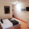 Отель Rainforest Motel, фото 2