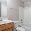 Отель Oak Shores Studio, фото 7