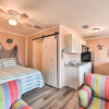 Отель Gulf Shores Escape w/ Grill, 4 Mi to Beach!, фото 5