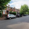 Отель Harmonious Harringay Home в Лондоне