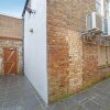 Отель Beautiful Studio in London Near Wimbledon Park в Лондоне